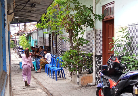 Kediaman mendiang Baim di kawasan Kalianyar Kulon Surabaya. Foto: Masruroh/Basra