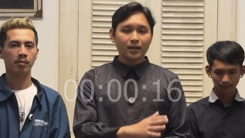 Tangkapan layar Bupati Cianjur, Wahyu Ferdian (tengah), dengan kedua pelaku pengadangan wisatawan. Foto: Dok. Istimewa