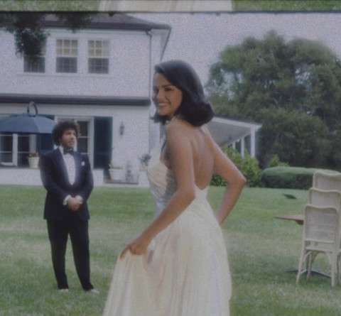 Selena Gomez dan Benny Blanco menggelar penikahan dengan konsep intimate. Foto: Instagram @selenagomez