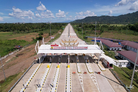 Gerbang Tol Padang. Foto: Dok. Hutama Karya