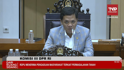 Ketua Komisi III DPR RI Habiburokhman saat memimpin RDPU terkait sengketa tanah, Rabu (1/10/2025). Foto: TV parlemen