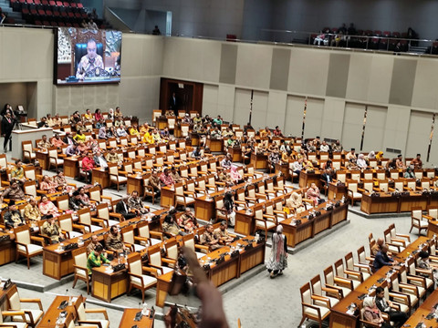 Suasana rapat paripurna ke-6 masa sidang I di Kompleks Parlemen Senayan, Jakarta, pada Kamis (2/10/2025). Foto: Luthfi Humam/kumparan