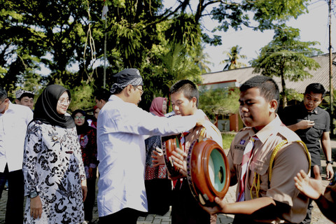 Mensos Saifullah Yusuf (Gus Ipul) meninjau Sekolah Rakyat Terintegrasi (SRT) 2 Banyuwangi, Kamis (2/10/2025). Foto: Kemensos RI
