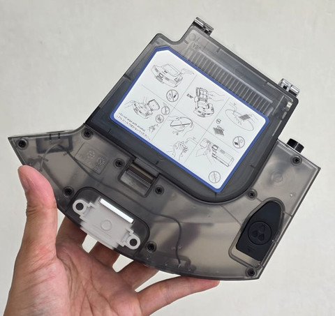 Komponen 2-in-1 Tank robot vacuum MODENA RV 3452 ITWA. Foto: kumparan