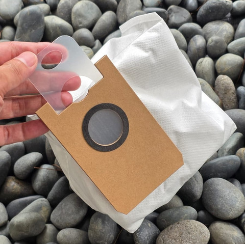 Komponen kantong debu bisa dibersihkan, dengan cara membuang debu-debu yang berada di dalamnya. Foto: kumparan