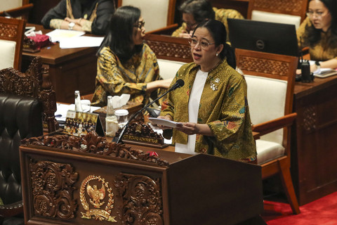 Ketua DPR Puan Maharani menyampaikan pidato penutupan Masa Persidangan I Tahun Sidang 2025-2026 saat Rapat Paripurna DPR di Kompleks Parlemen, Senayan, Jakarta, Kamis (2/10/2025). Foto: Asprilla Dwi Adha/ANTARA FOTO