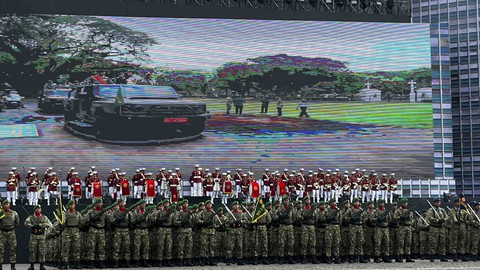 Suasana Gladi Bersih HUT TNI ke-80 di Monas, Jakarta Pusat, Jumat (3/10/2025). Foto: Rayyan Farhansyah/kumparan
