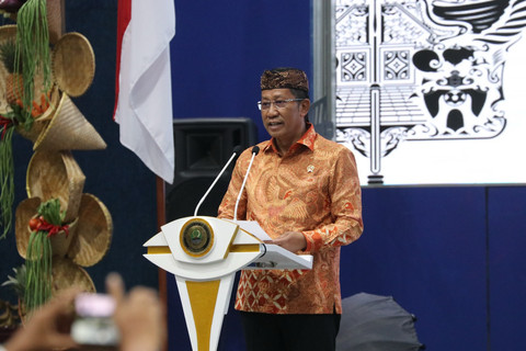 Menteri Hukum RI, Supratman Andi Agtas pada peresmian 5.957 Posbankum di Gedung Sabuga Bandung, Kamis (02/10/2025). Foto: Dok. Istimewa