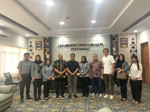 Foto bersama audiensi Kanwil Kementerian Hukum di UPB. Foto: Dok. Kanwil Kemenkum Kalbar