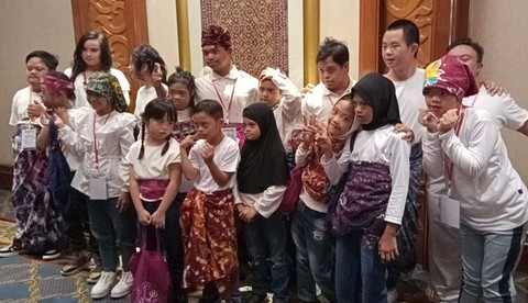 Anak-anak down syndrome di Surabaya. Foto: Masruroh/Basra