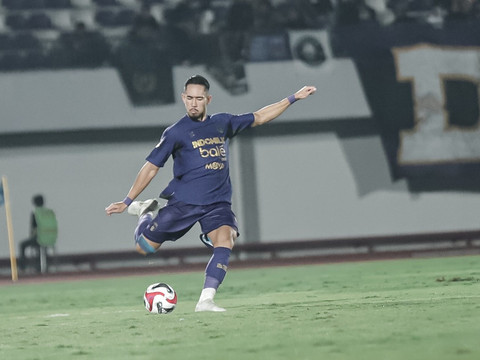 Persita Tangerang vs Semen Padang dalam laga lanjutan Super League 2025/26 di Stadion Indomilk Arena, Sabtu (4/10/2025) malam WIB. Foto: X/@Persitajuara