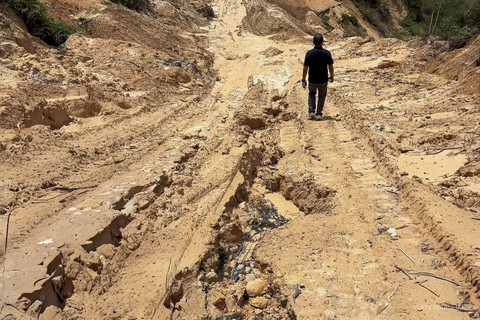 Temuan aktivitas tambang batu bara ilegal dan perambahan hutan di sekitar kawasan Ibu Kota Nusantara (IKN). Foto: Dok. Humas OIKN
