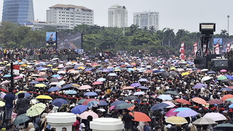NDX AKA tampil di perayaan HUT ke-80 TNI di Monas  Jakarta Pusat, Minggu (5/10/2025). Foto: Jonathan Devin/kumparan