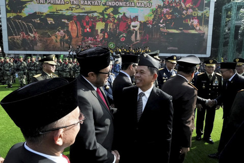Gubernur Jawa Barat Menghadiri Upacara Peringatan HUT TNI ke-80 Tahun 2025 di Makodam III Siliwangi, Kota Bandung, Minggu (5/10/2025). Foto: Achmad - Biro Adpim Jawa Barat