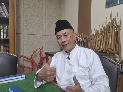 Umar, warga RUKUN Senior Living Sentul. Foto: Aurelia Lucretie/kumparan