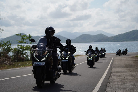 Touring di Lombok, NTB bersama Honda ADV 160 RoadSyncTouring, Sabtu (4/10/2025). Foto: Dok. Astra Honda Motor