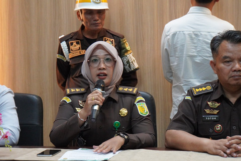 Kasi Penkum Kejati Sumsel, Vanny Yulia Eka Sari saat memberi keterngan terkiat Jaksa Gadungan. Foto : Dok Kejati Sumsel