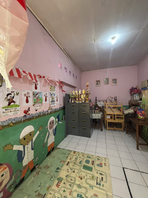 Suasana Posyandu Mawar Kuning 2 sekaligus PAUD Mawar, Jakarta pada Rabu (8/10/2025). Foto: Amira Nada Fauziyyah/kumparan