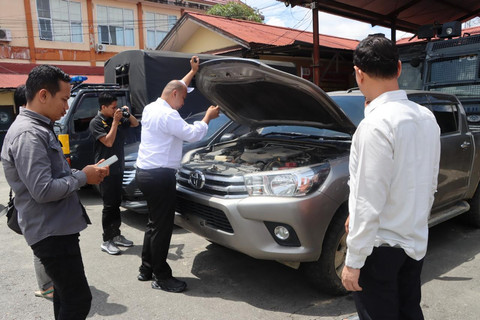 Barang bukti mobil milik warga Malaysia yang diamankan Polres Sintang. Foto: Dok. Polres Sintang