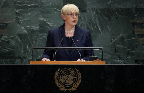 Presiden Slovenia Natasa Pirc Musar berpidato dalam Debat Umum Majelis Umum Perserikatan Bangsa-Bangsa di Markas Besar PBB di New York City, Selasa (23/9/2025). Foto: TIMOTHY A. CLARY / AFP