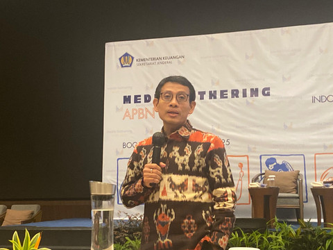 Pelaksana Tugas (Plt) Direktur Utama LPDP, Sudarto, dalam Media Gathering Kemenkeu di Bogor, Jawa Barat, Kamis (9/10/2025). Foto: Najma Ramadhanya/kumparan