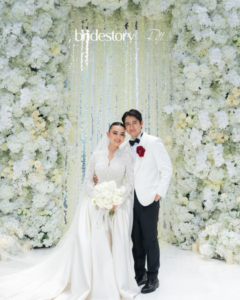 Suasana pernikahan Amanda Manopo dengan Kenny Austin. Foto: Dok. Bridestory