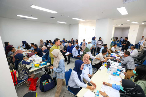 Antusiasnya penerima manfaat dalam program cek kesehatan gratis (CKG) di Kantor Balai Kota Otorita IKN, KIPP, Nusantara, Kamis (09/10/2025). Foto: Otorita IKN