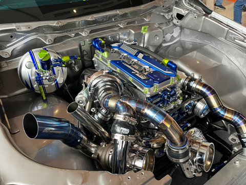 Modifikasi Isuzu D-Max milik Allen di pameran IMX 2025. Foto: Syahrul Ghiffari/kumparan