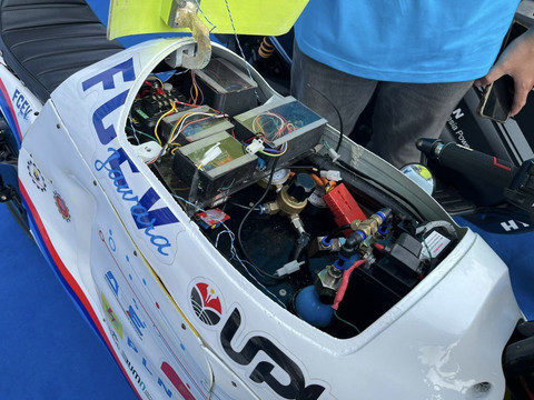 Motor listrik hidrogen bernama FCEV Jawara hasil karya tim mahasiswa UPI. Foto: Syahrul Ghiffari/kumparan