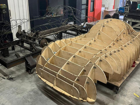 Mobil replika Porsche 64 Berlin-Rome menggunakan rangka kayu. Foto: Dok. AMS Garage