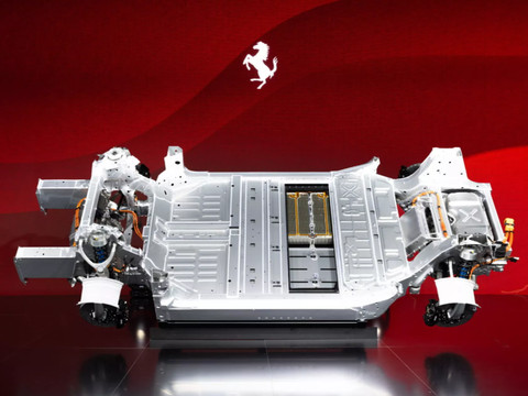 Chasis mobil listrik Ferrari. Foto: Dok. Carscoops