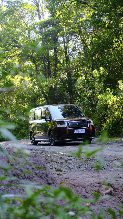 Honda Step WGN e:HEV. Foto: Gesit Prayogi/kumparan