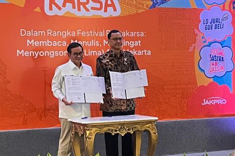 Gubernur DKI Jakarta Pramono Anung menghadiri Festival Pustakarsa di Taman Ismail Marzuki, Jakarta Pusat, Selasa (14/10/2025). Foto: Nasywa Athifah/kumparan