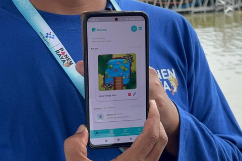 Aplikasi Banoo yang digunakan untuk mengatur Microbubble Aerator. Foto: Abid Raihan/kumparan