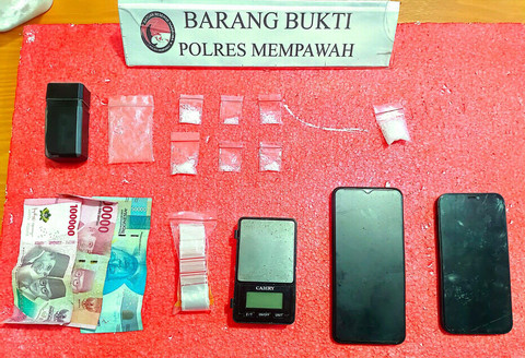 Barang bukti sabu yang diamankan polisi. Foto: Dok. Polres Mempawah