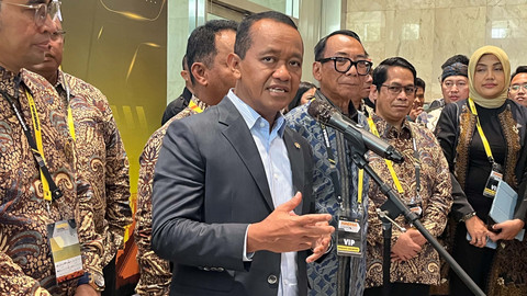 Menteri Energi dan Sumber Daya Mineral (ESDM), Bahlil Lahadalia, usai Minerba Convex 2025, Rabu (15/10/2025). Foto: Fariza Rizky Ananda/kumparan