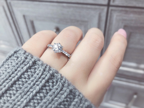 Ilustrasi cincin berlian. Foto: Shutterstock