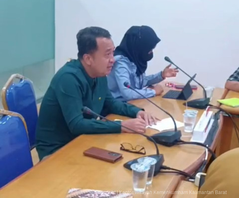 Rapat Pengharmonisasian, Pembulatan, dan Pemantapan Konsepsi terhadap Rancangan Peraturan Bupati (Raperbup) Sintang tentang Analisis Standar Belanja Tahun Anggaran 2026. Foto: Dok. Kanwil Kemenkum Kalbar