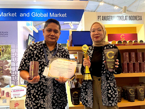 Co-Founder dan Founder Cokelatin Signature, Nugroho Surosoputra dan Irena Surosoputra.  Foto: Salsha Okta Fairuz/kumparan