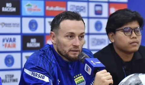 Gelandang Persib Bandung, Marc Klok. Foto: Dok. Persib Bandung