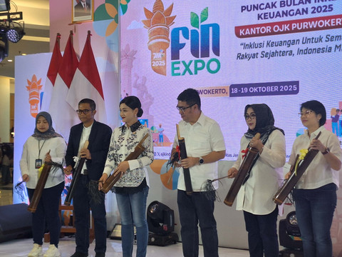 Acara Puncak Bulan Inklusi Keuangan 2025 Kantor OJK Purwokerto di Rita Mall Purwokerto, Jawa Tengah pada Sabtu (18/10/2025). Foto: Argya D. Maheswara/kumparan 