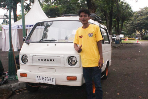 Suzuki Carry 2 tak thun 1984. Foto: Fitra Andrianto/kumparan