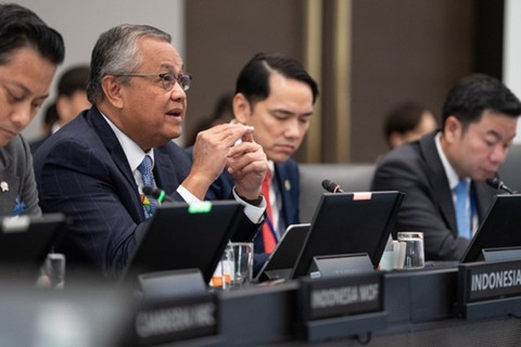 Gubernur BI Perry Warjio dalam pertemuan IMF-World Bank 2025. Foto: Bank Indonesia