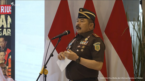 Jaksa Agung ST Burhanuddin menyampaikan sambutan saat penyerahan uang sitaan Rp 13,2 T kasus CPO di Kejaksaan Agung, Jakarta, Senin (20/10/2025). Foto: Youtube/Sekretariat Presiden