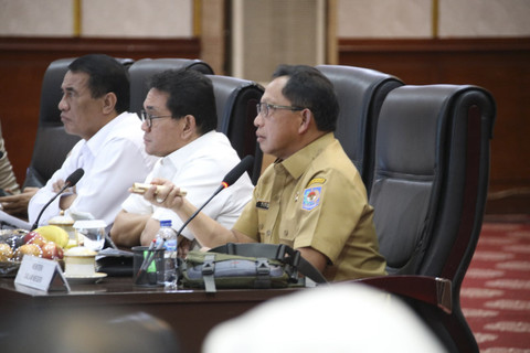 Mendagri Tito Karanvaian menghadiri Rapat Koordinasi (Rakor) Pengendalian Harga Beras di Auditorium Kementerian Pertanian (Kementan), Jakarta, Senin (20/10/2025). Foto: Dok. Kemendagri