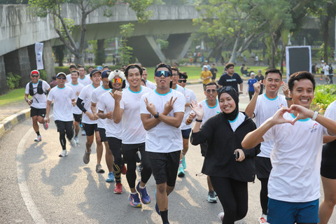 Potret Semarak Fun Run teman kumparan X Huawei di CFD Sudirman