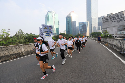 Potret Semarak Fun Run teman kumparan X Huawei di CFD Sudirman (1)
