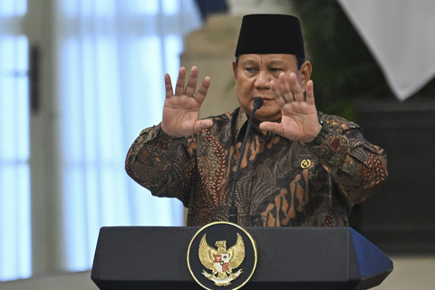 Presiden Prabowo Subianto memimpin Sidang Kabinet Paripurna di Istana Negara, Jakarta, Senin (20/10/2025). Foto: Aditya Pradana Putra/ANTARA FOTO