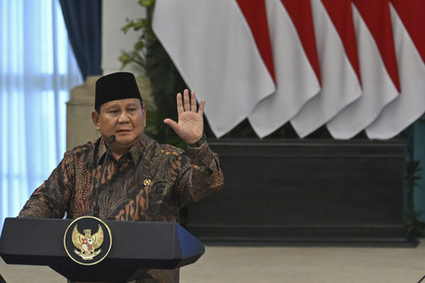 Presiden Prabowo Subianto memimpin Sidang Kabinet Paripurna di Istana Negara, Jakarta, Senin (20/10/2025). Foto: Aditya Pradana Putra/ANTARA FOTO