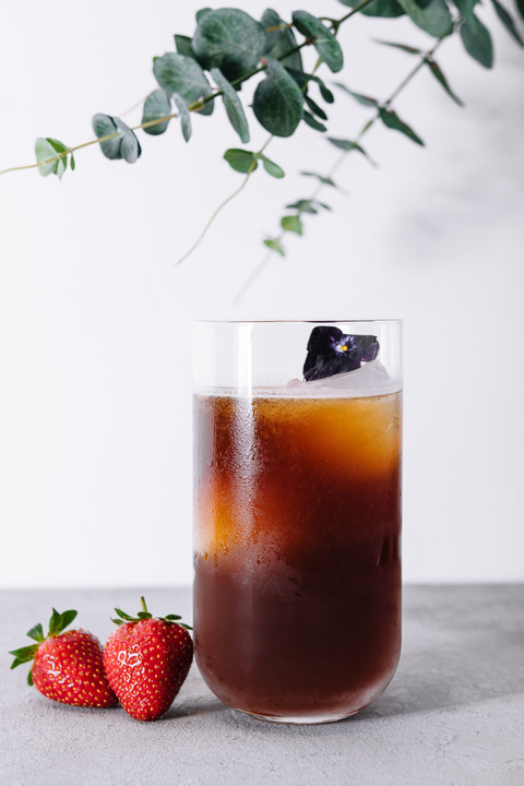 Ilustrasi kopi rasa buah.  Foto: AntAlexStudio/Shutterstock